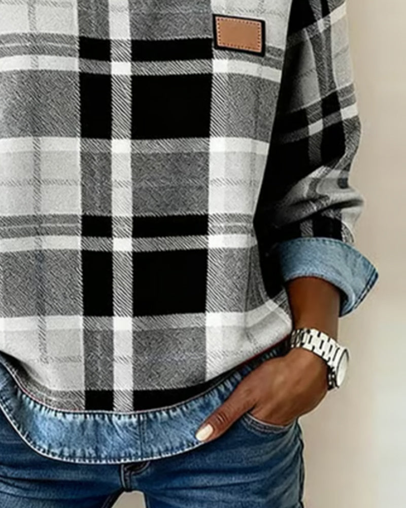 Fashionable Sweatshirt with Checkered Patchwork