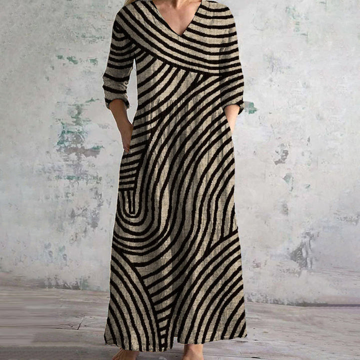 Zoe™ - Elegant and Practical Striped Dress